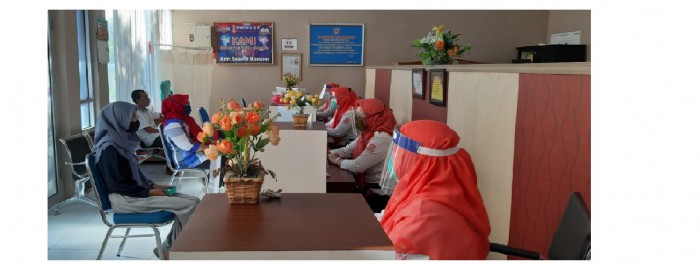 PMPTSP Bone Bolango dalam Pelayanan Perizinan menerapkan Protokol Covid-19